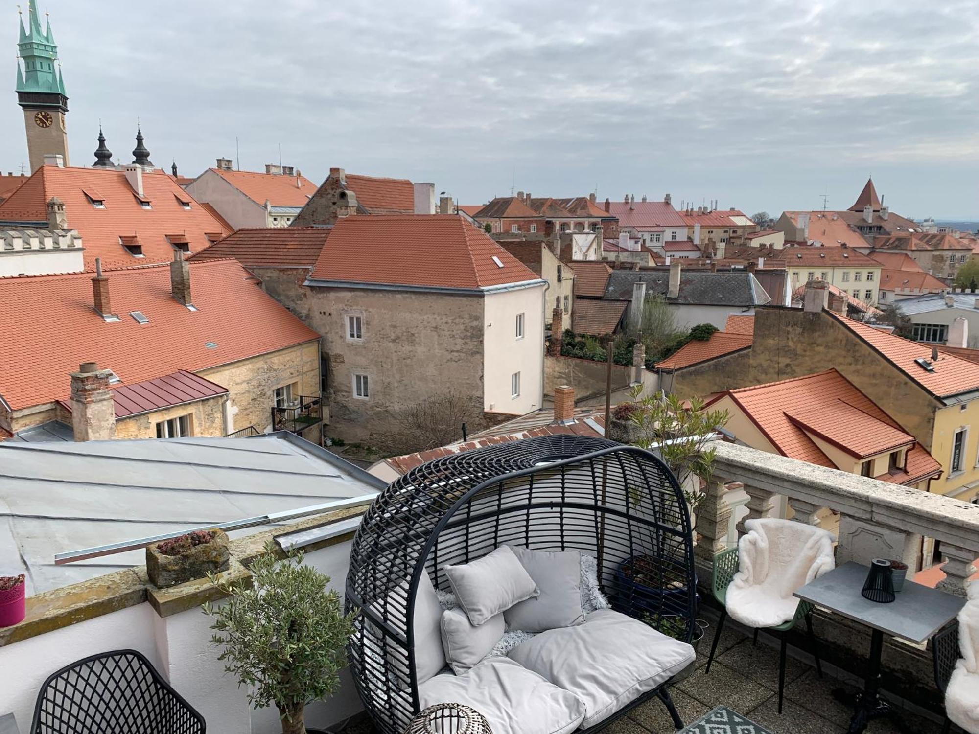 Boutique Apartments U Rolanda, Mikulasske Namesti Znojmo Exterior photo